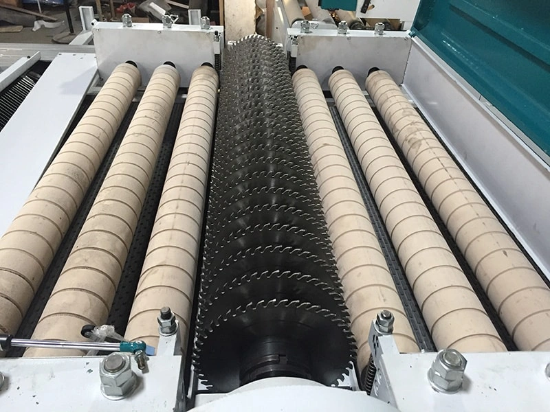 high-efficiency-multi-rip-saw